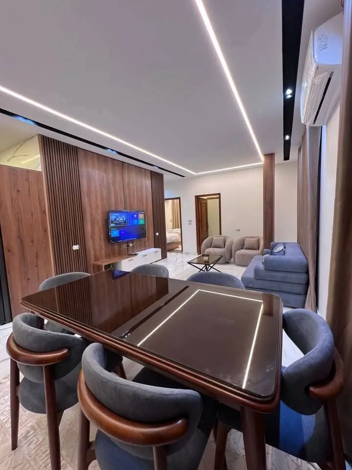 🏠شقه فندقيه مفروشةللايجـــــــــــــــارمدينه نصر مكرم عبيد بجوار حديقه الطفل