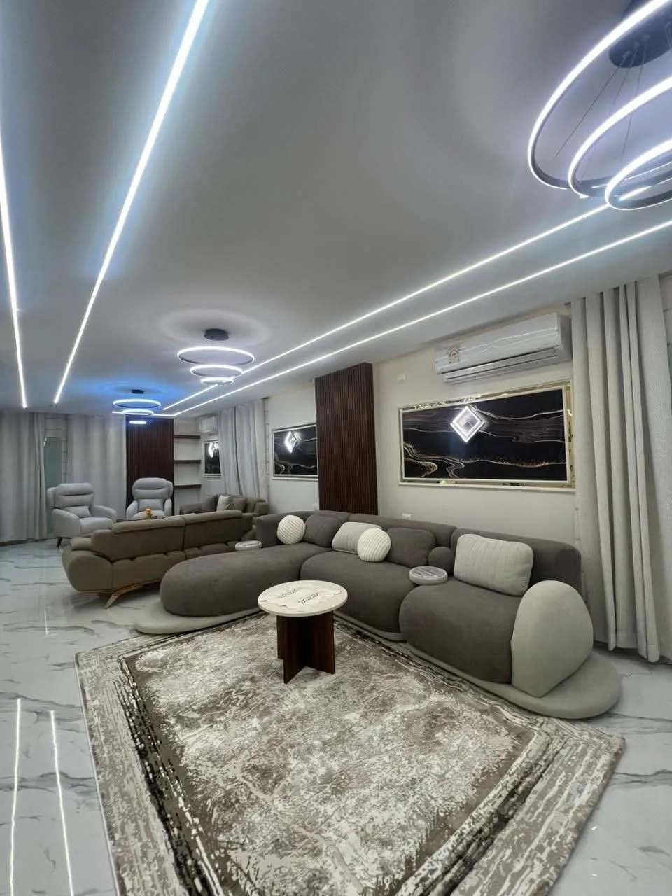 Apartment For Rent in Abbas El Akkad