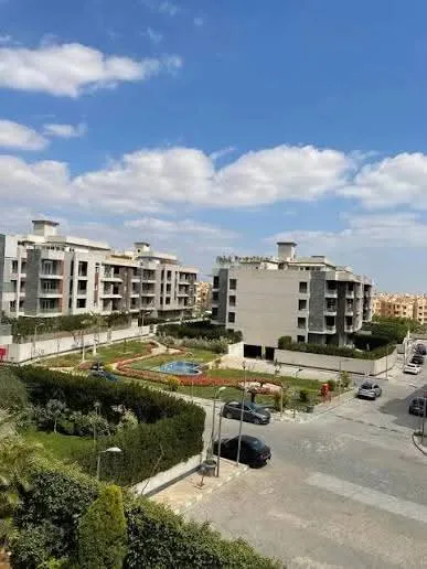 شقق للايجار فالشيخ زايدكمبوند زايد ديونز دور أرضي بحديقة خاصة