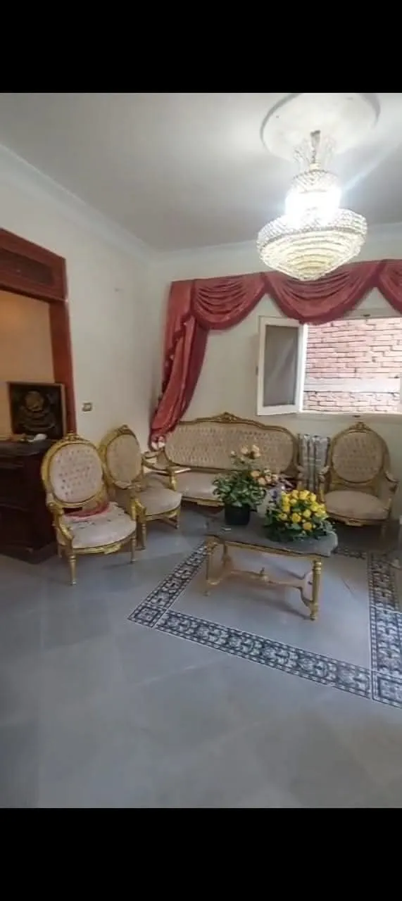 شقةناصية مميزة للبيع – موقع هادئ بين سامية الجمل والترعة