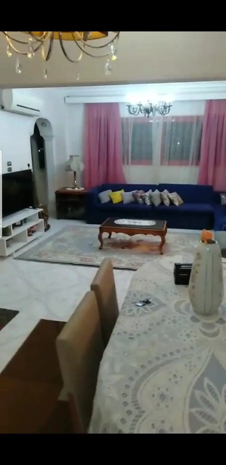 شقة 130 متر للبيع شارع محمد نبيل السباعي_ حدائق القبه