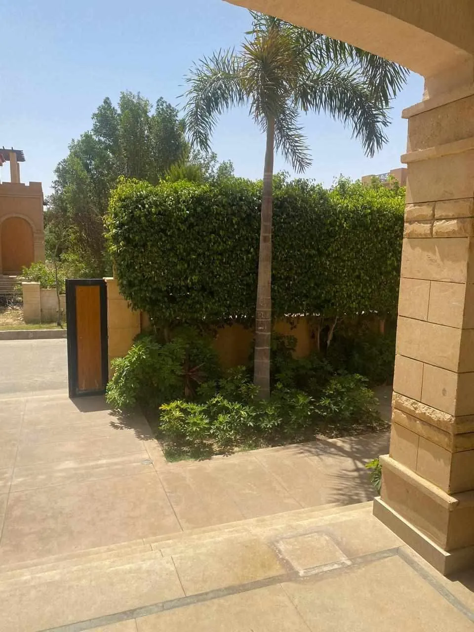 فيلا متشطبه علي مساحه 800متر 5غرف